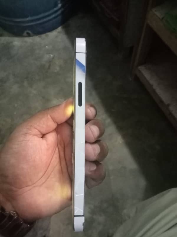 IPhone 12 non PTA 64 gb factory unlocked 0