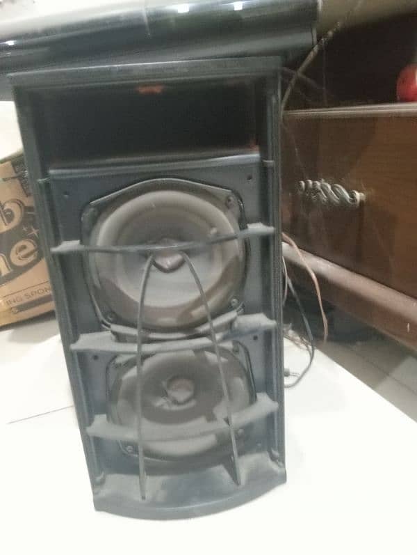 Bose speaker system 4