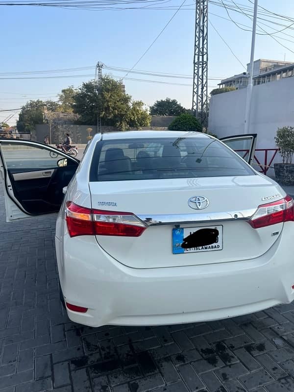 Toyota Corolla XLI 2015 3