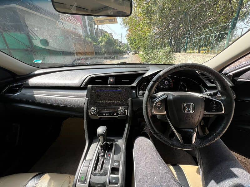 Honda Civic Oriel 2018 1