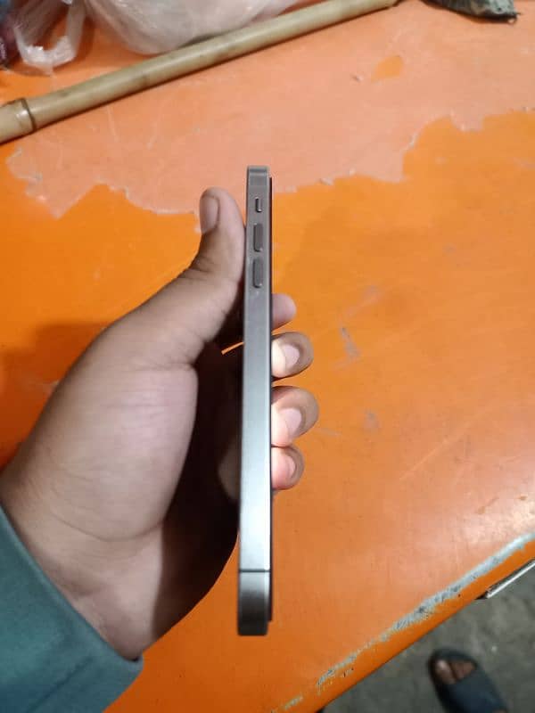 i phone xr converted 15 pro natural titanium 3