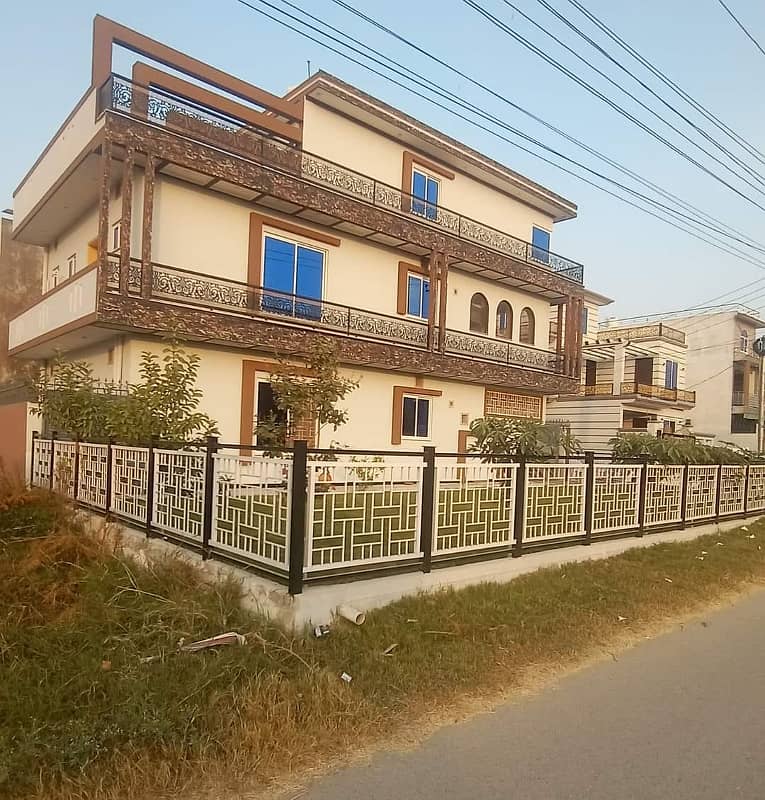 Very beautiful 3 Bed Portion Available For Rent in Gulraiz With All Facilites 12