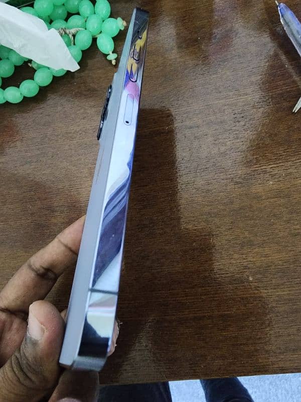 I phone 13 pro max 256gb factory unlock 3