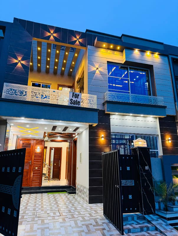 5 Marla Luxury Brand New House Available For Sale In BB Block Sector D Bahria Town Lahore 0