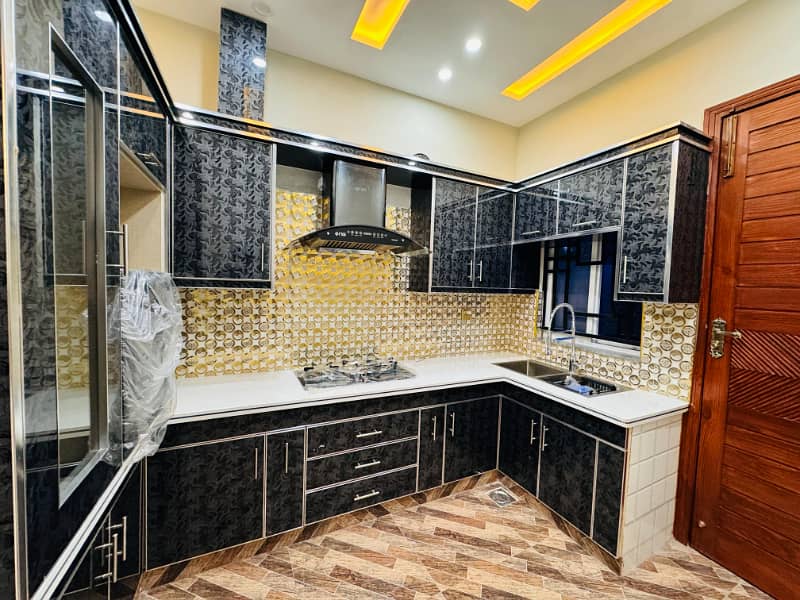 5 Marla Luxury Brand New House Available For Sale In BB Block Sector D Bahria Town Lahore 11