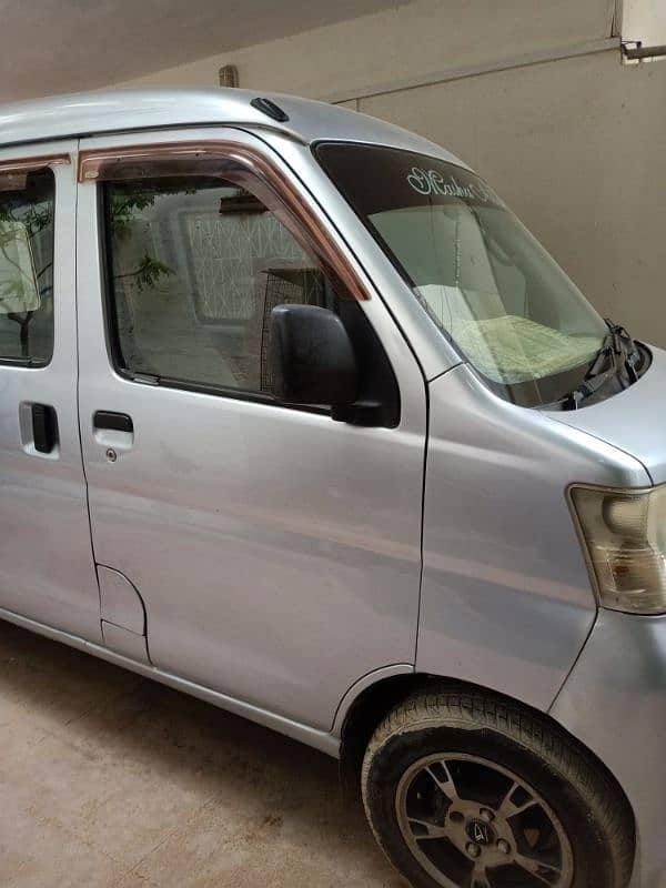 Daihatsu Hijet 2011 1