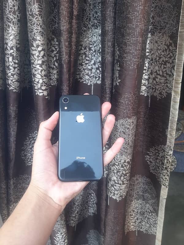 IPHONE XR NON PTA 0