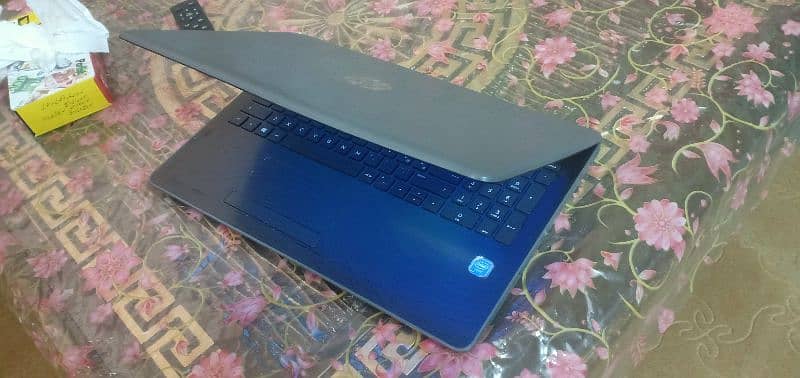 HP Laptop 4GB/500GB 1