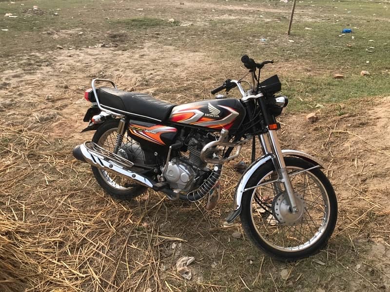 model honda CG 125cc lush conditions no mackanical issue 1