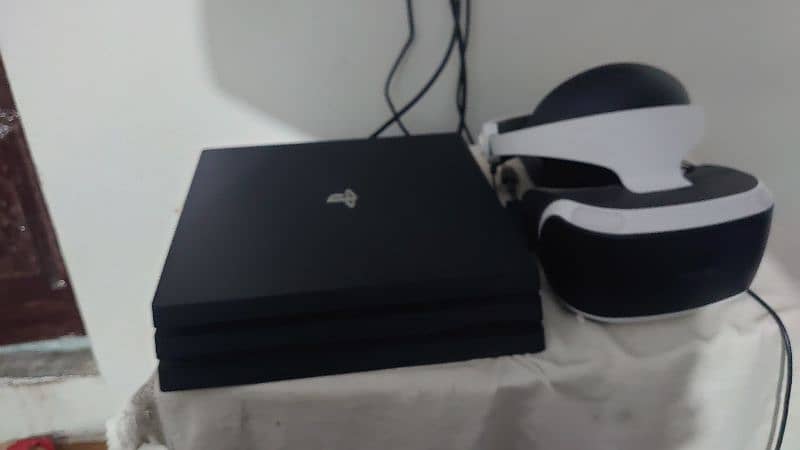 Ps4 pro Chip jailbreak 11.50 with VR headset 0