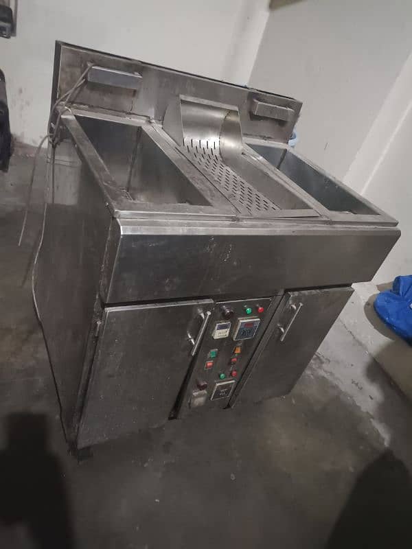 Fryer Almost New 3