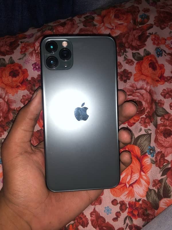 iPhone 11 pro max 64gb (non pta) 0