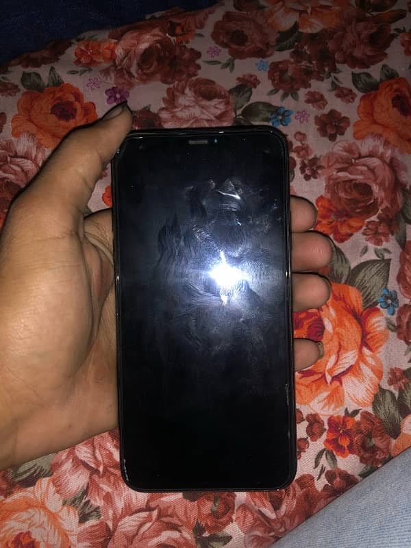 iPhone 11 pro max 64gb (non pta) 2