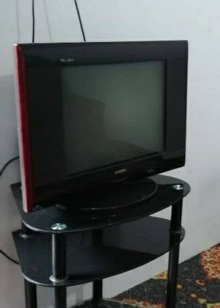 NOBEL 21" INCHES LED SHAPE TV LUSH CONDITION 0