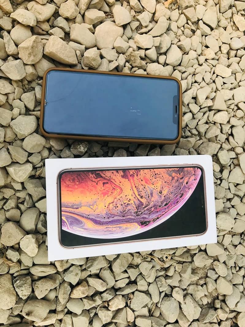 Iphone xs max 0