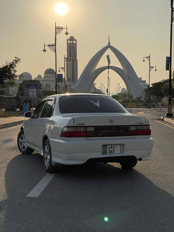 Toyota Corolla XE 2001 0