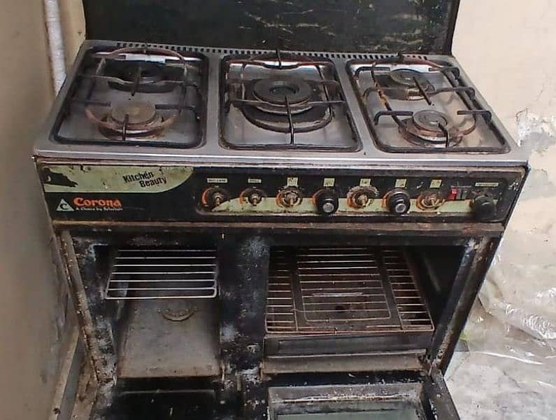 Cooking Range with Own Branded Cannon 3