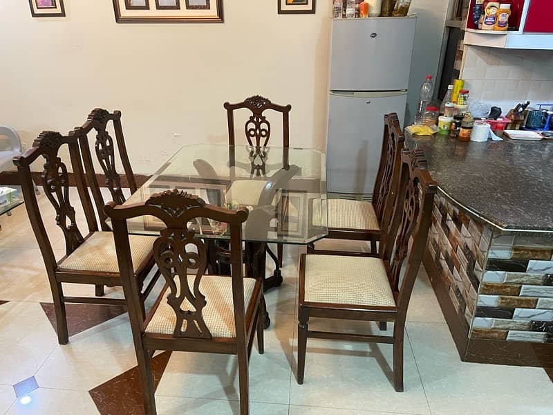 glass dinning table with shisham wooden chairs 2