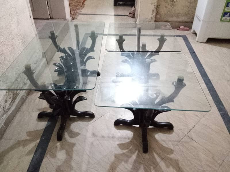 Three set table is in excellent condition 8