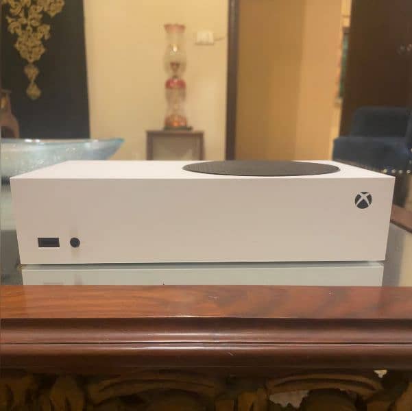 Xbox Series S | White Colour 512 GB 3