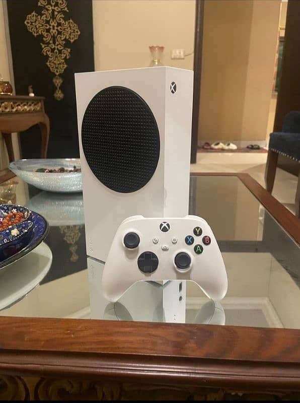 Xbox Series S | White Colour 512 GB 5