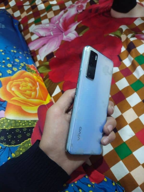 vivo v20se  35000 2