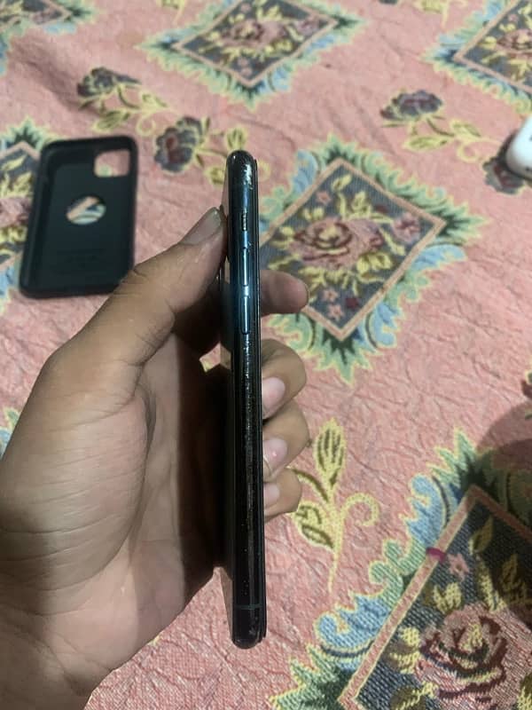 iPhone 11 pro 64 Gb non pta 2