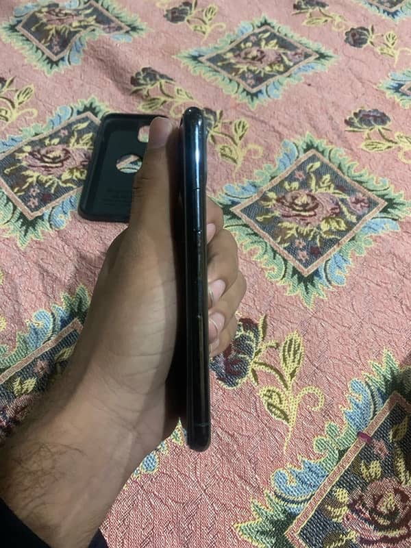 iPhone 11 pro 64 Gb non pta 3