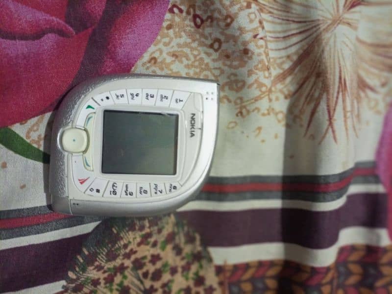 nokia 7600 fixed price chaske wale door rahe 3