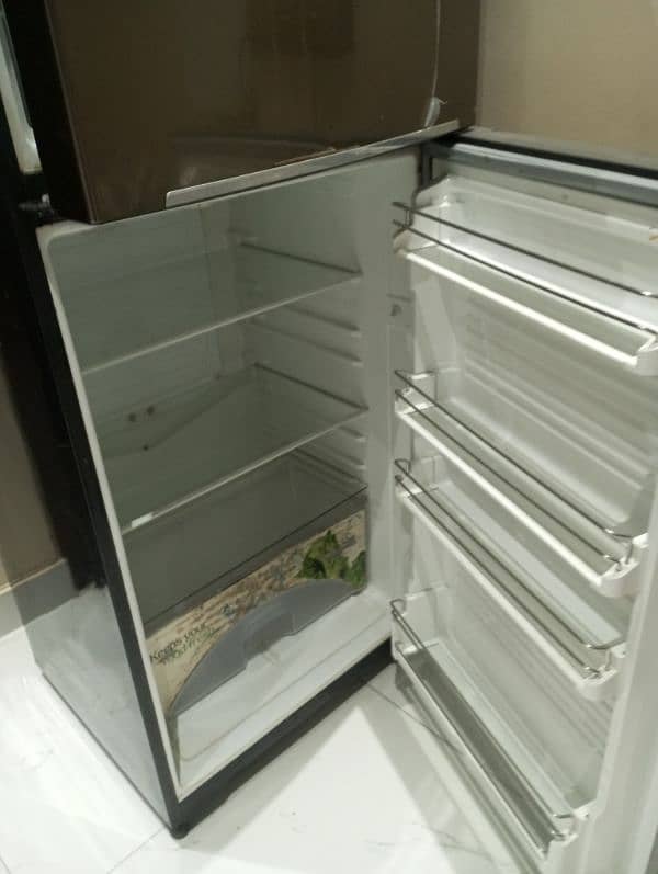 refrigerator for sell 2