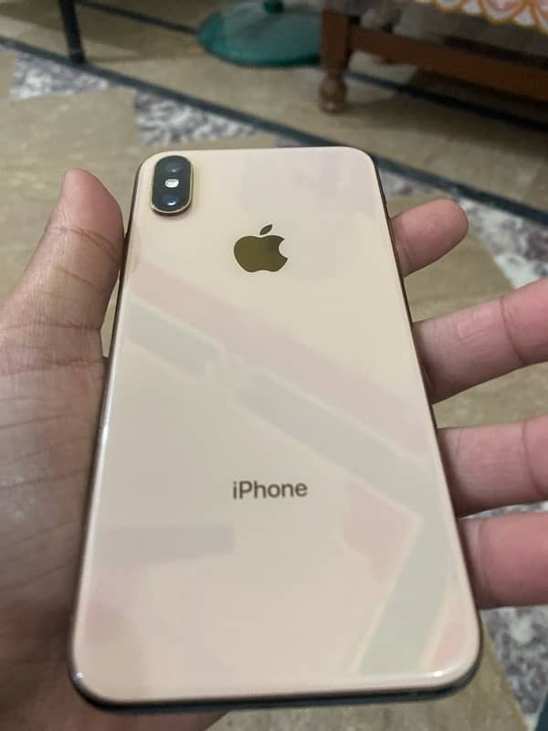 Iphone XS 64 GB LLA model JV 80% genuine 4