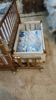 baby cot