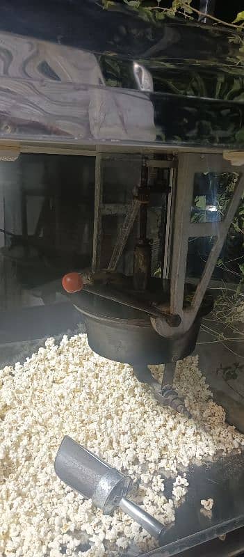 pop corn machine 0