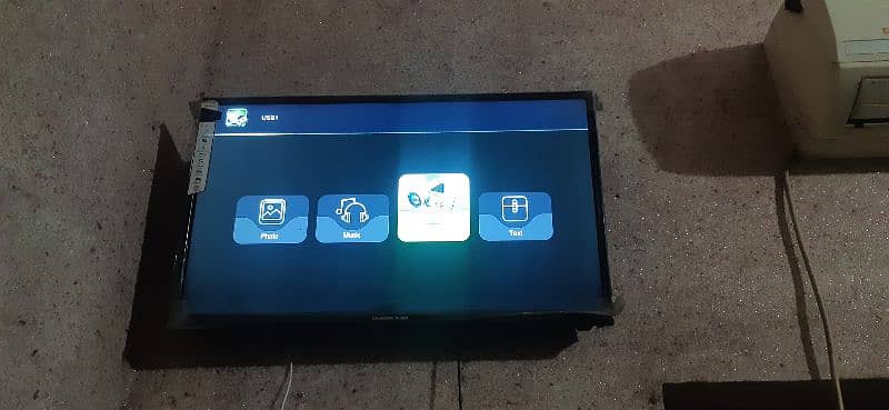 chanhong ruba 32 inch lcd 2