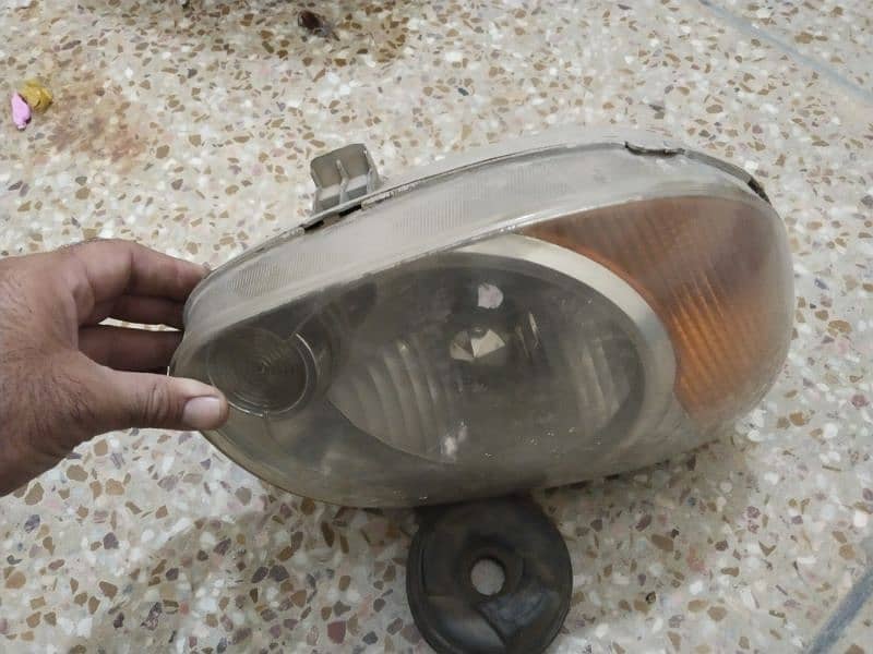 Hyundai santro head light 3