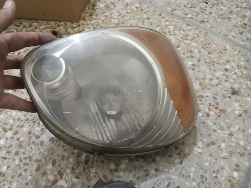 Hyundai santro head light 5