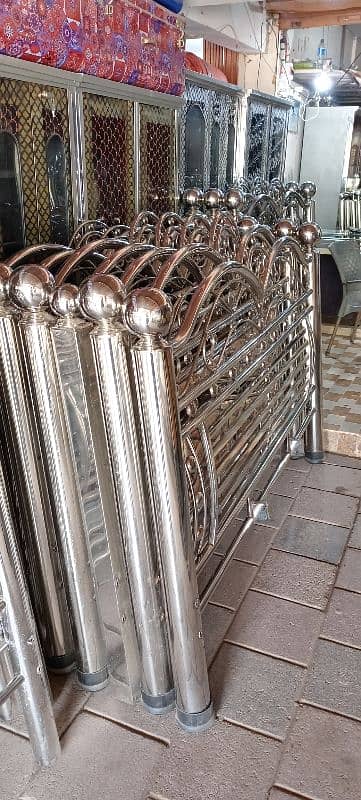 steel beds in factory outlet 18