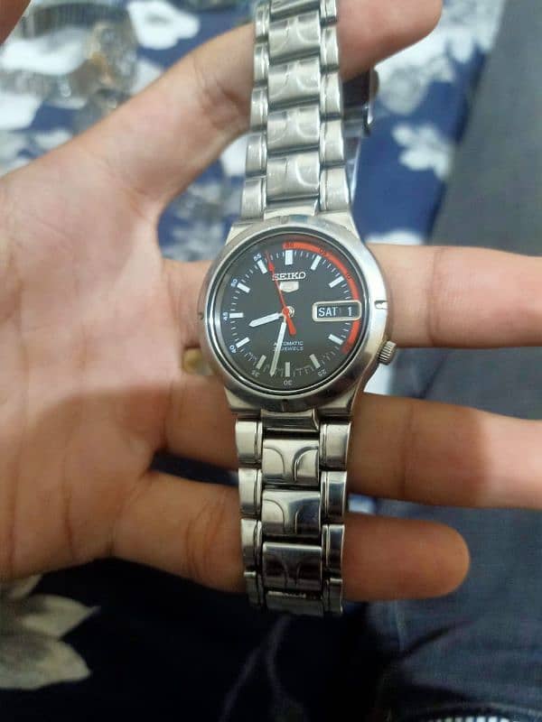 Seiko 5 racer automatic watch for sale,03315138935 contact on WhatsApp 0