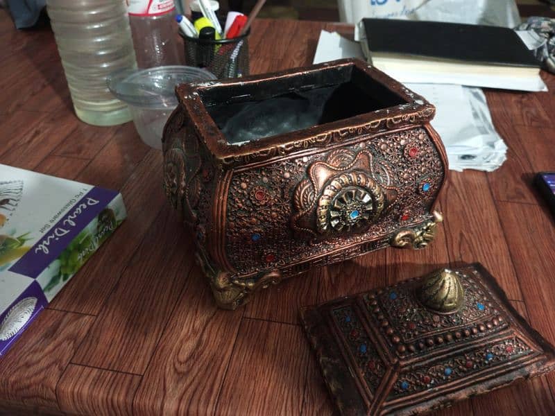 Ancient style jewellery box 1