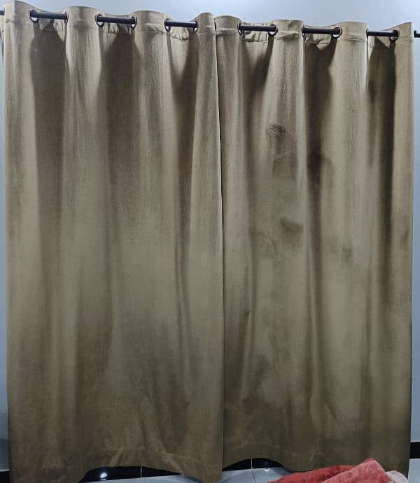 Curtains (beige colour 6 piece ) 1