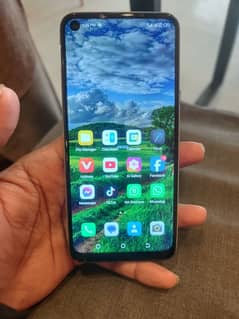 Tecno camon 17 6/128 with box urgent sell