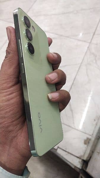 vivo y100 8gb128gb full box 11 month warranty green colour 10 by 10 1