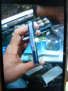 Infinix hot 40 8/256 good condition with box and accessories