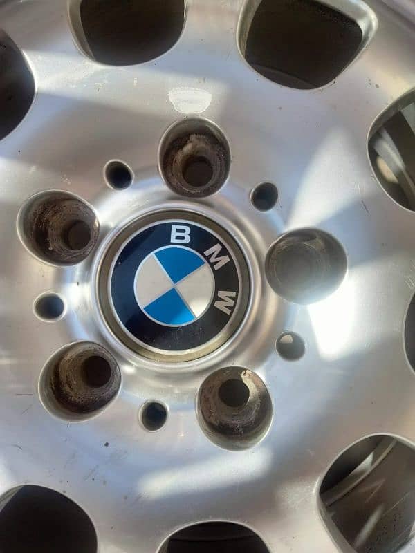 bmw 530i rims 4