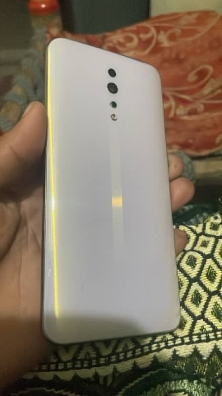 Oppo Reno Z 8/128 Gb Single Sim 3