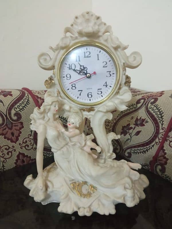 clock . beautiful mother child clock 1