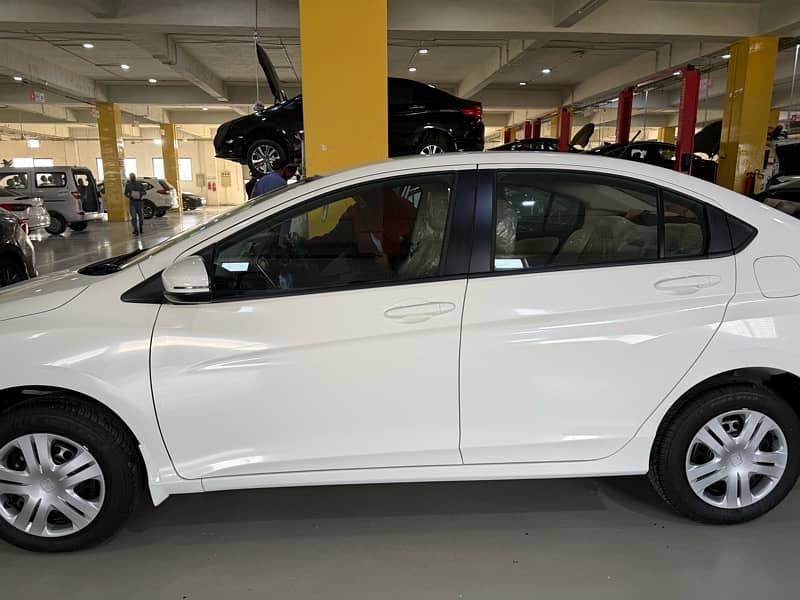 Honda City IVTEC 2024 2