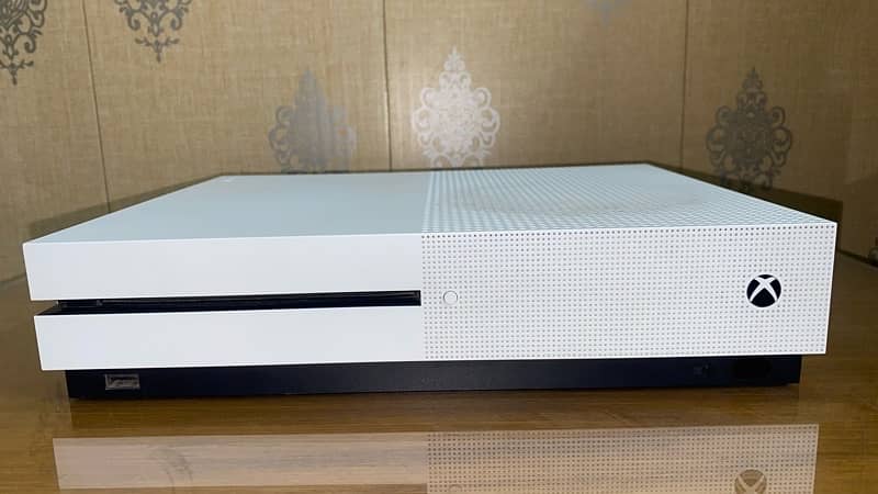 Xbox One S 2