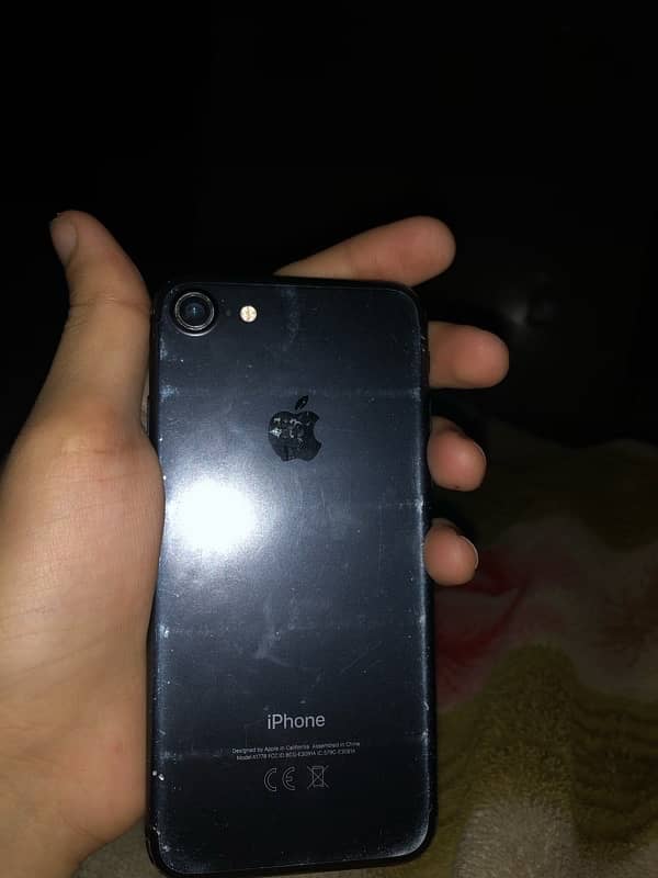 iPhone 7 32 GB PTA APPROVED 4