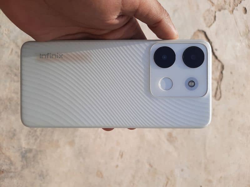 infinix smark 7 with box charger 0